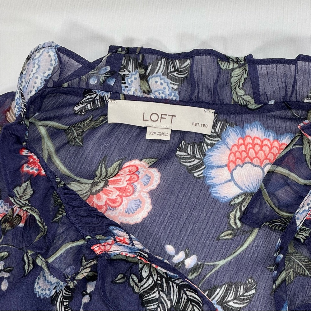 NWT New Ann Taylor Loft Floral Ruffle Tie Neck Blouse XSP XS Petite Shirt Top - Picture 3 of 5